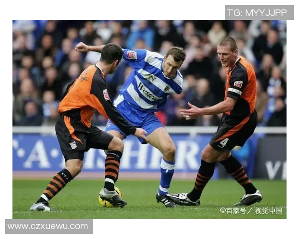 格拉夫与坎布尔激战正酣赛场精彩瞬间回顾与分析