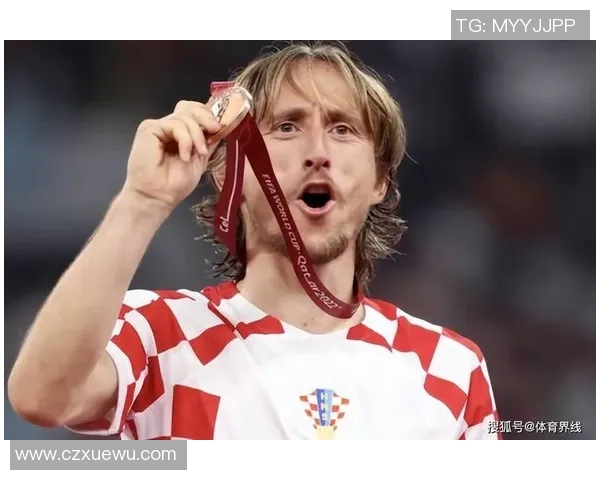 莫德里奇:从克罗地亚足球天才到世界足坛传奇的辉煌历程与成就分析